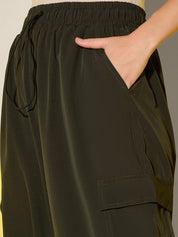 Loose Fit Parachute Cargo Pant